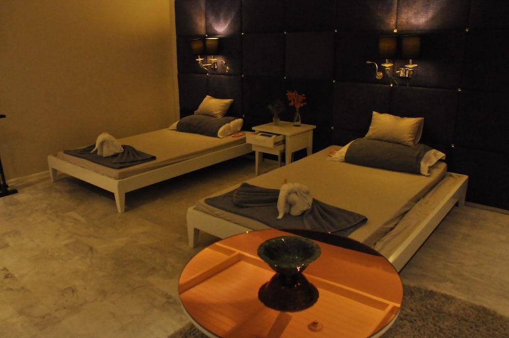 โรงแรม โรงแรมหัวช้างเฮอริเทจ