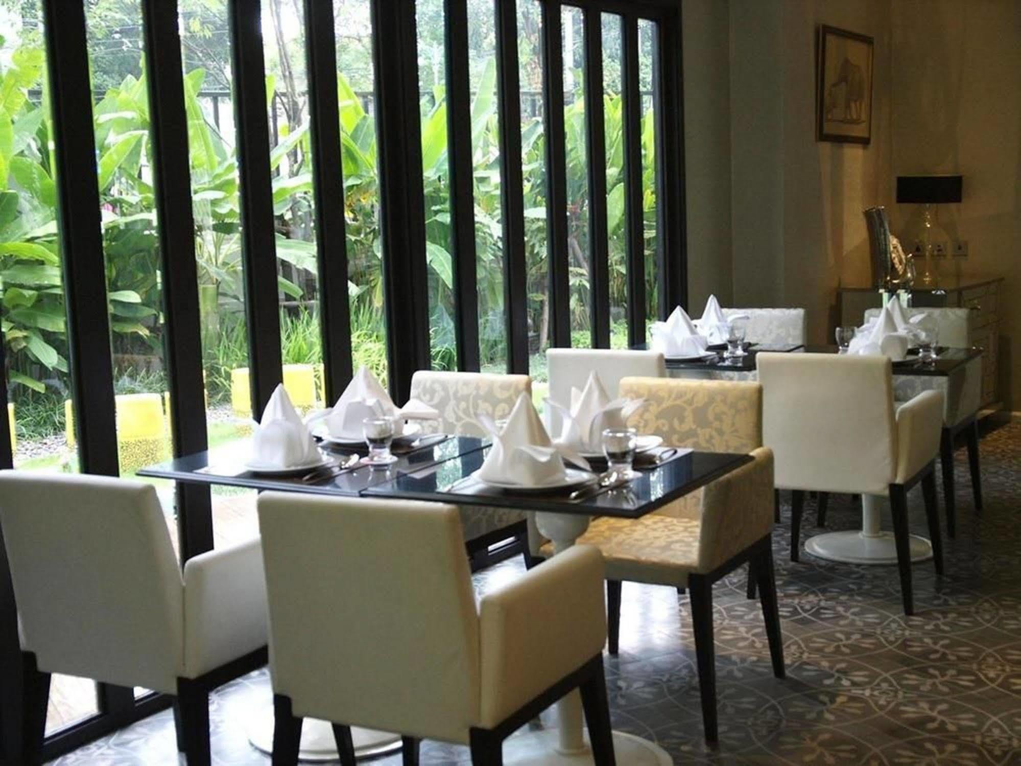 โรงแรมหัวช้างเฮอริเทจ 4* กรุงเทพมหานคร